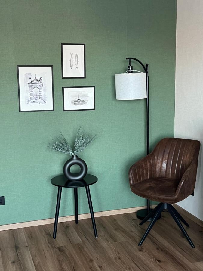 Gemuetliches Studio Im Stadtkern Mit Kanalblick Emden Exterior photo